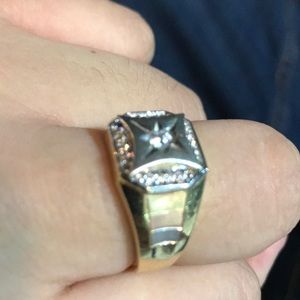 14K Tree type gold and real diamonds